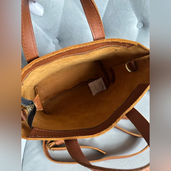 PORTLAND LEATHER GOODS Eco Crossbody
Messenger Top Handle Tote Patina Honey - Picture 5 of 10